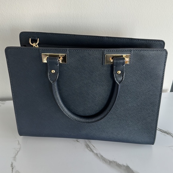 Michael Kors Navy Purse - Picture 2 of 5